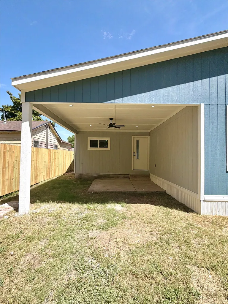 2218 Kathleen Avenue Dallas TX 75216
