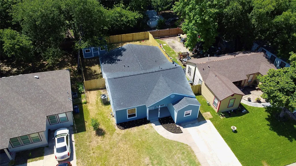 2218 Kathleen Avenue Dallas TX 75216
