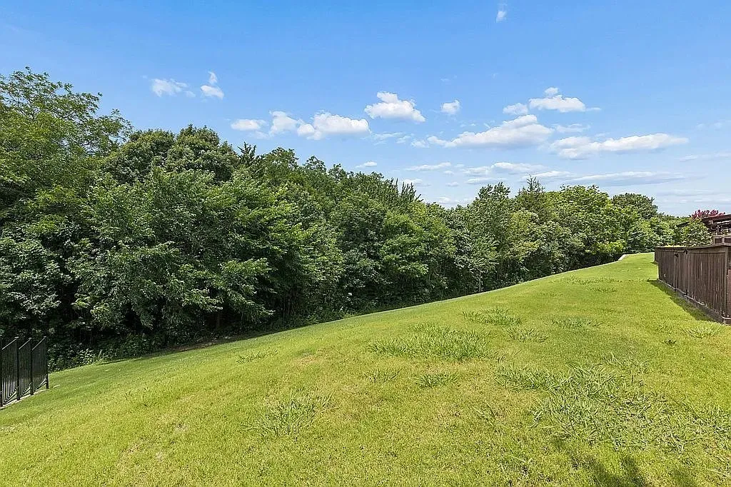 6303 Wildlife Trail Garland TX 75044