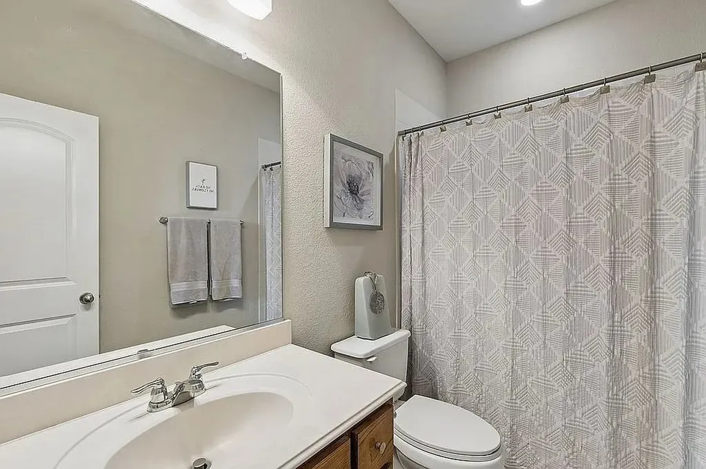 6303 Wildlife Trail Garland TX 75044