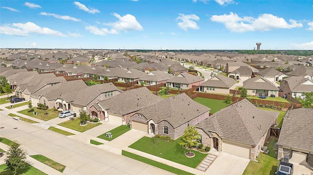 8012 Lindheimer Lane Mckinney TX 75071