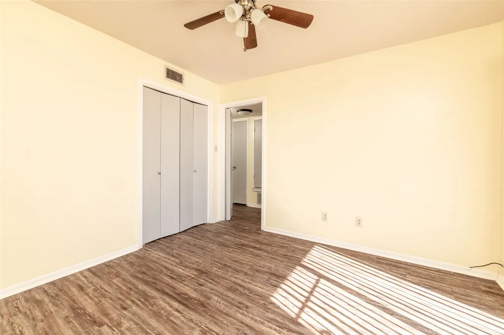 104 Harbor Drive Runaway Bay TX 76426