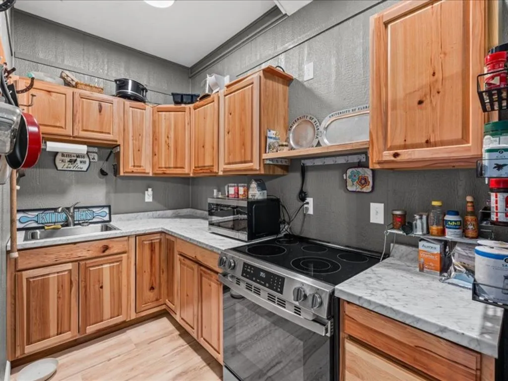 4314 County Road 1008 Glen Rose TX 76043