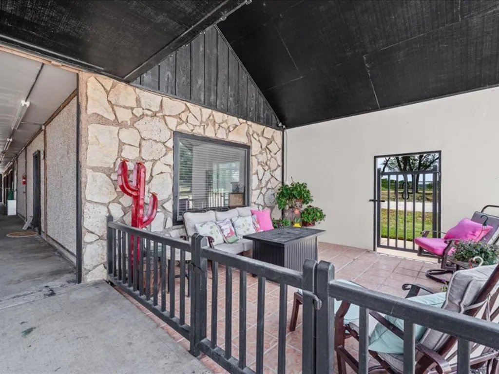 4314 County Road 1008 Glen Rose TX 76043