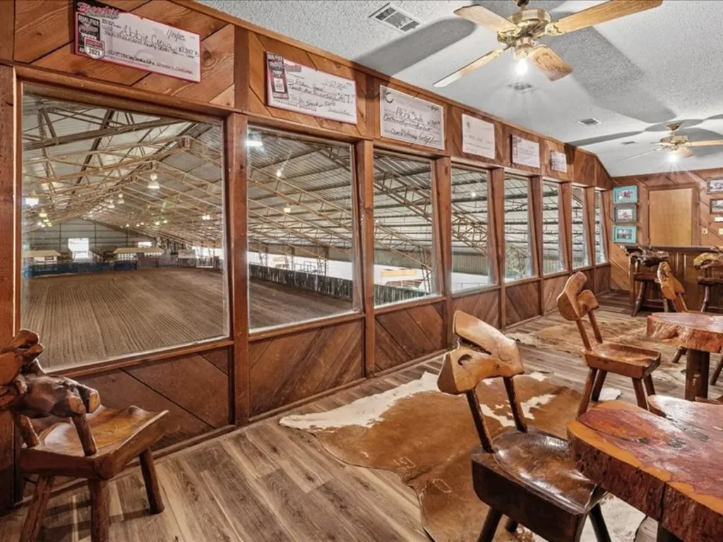 4314 County Road 1008 Glen Rose TX 76043