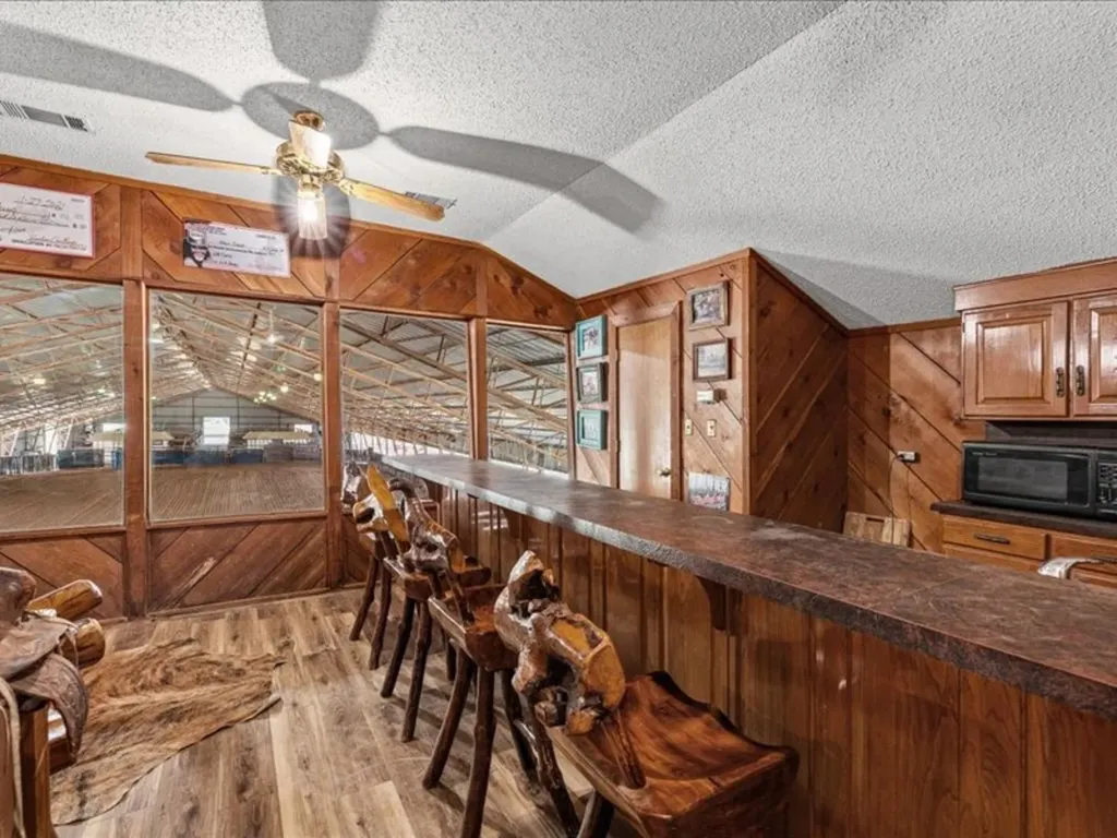 4314 County Road 1008 Glen Rose TX 76043