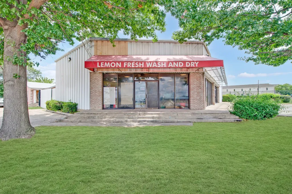 6648 Lemmon Avenue Dallas TX 75209