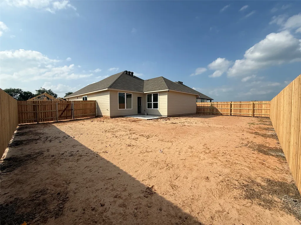 305 N Fork Ranch Road Waco TX 76705