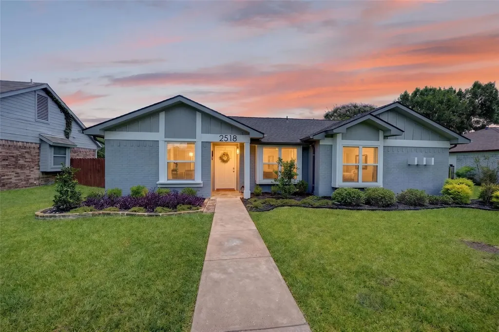 2518 Highdale Drive Garland TX 75041