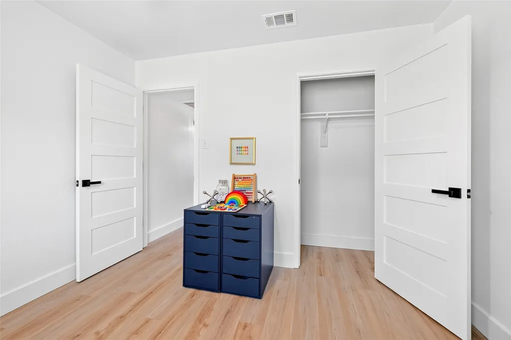 2518 Highdale Drive Garland TX 75041