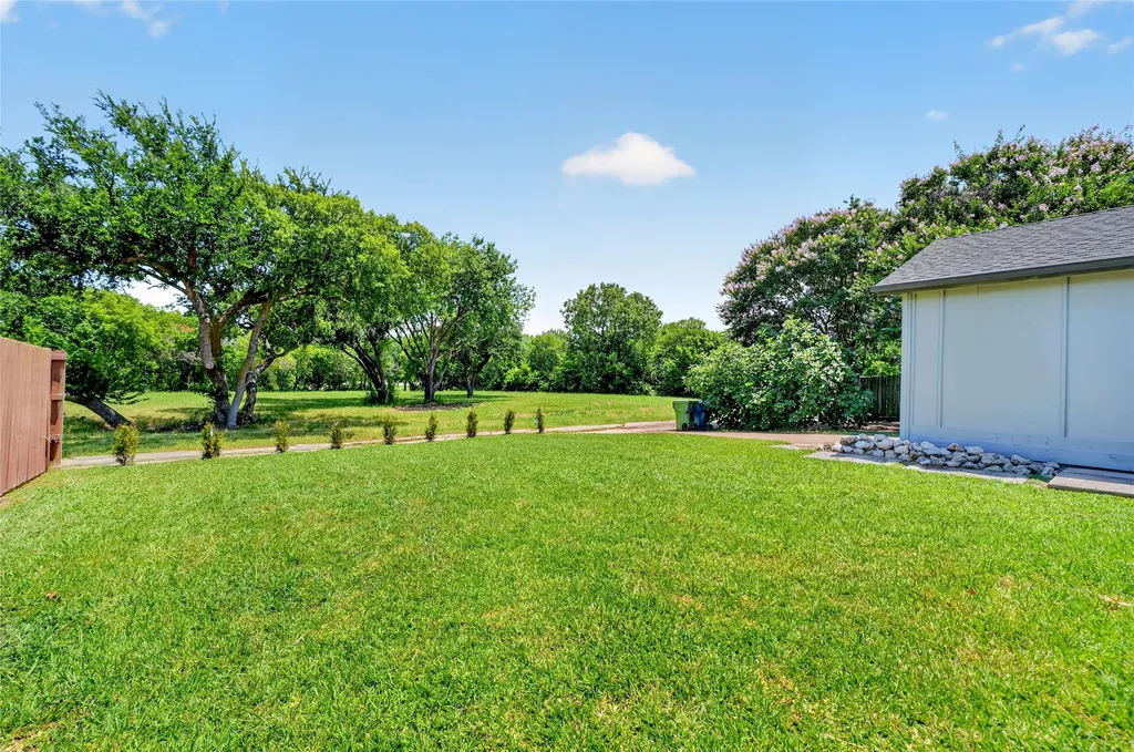 2518 Highdale Drive Garland TX 75041