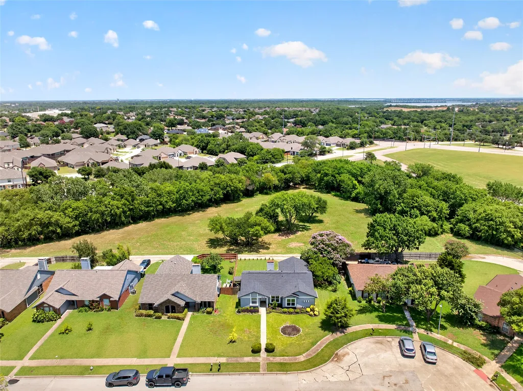 2518 Highdale Drive Garland TX 75041