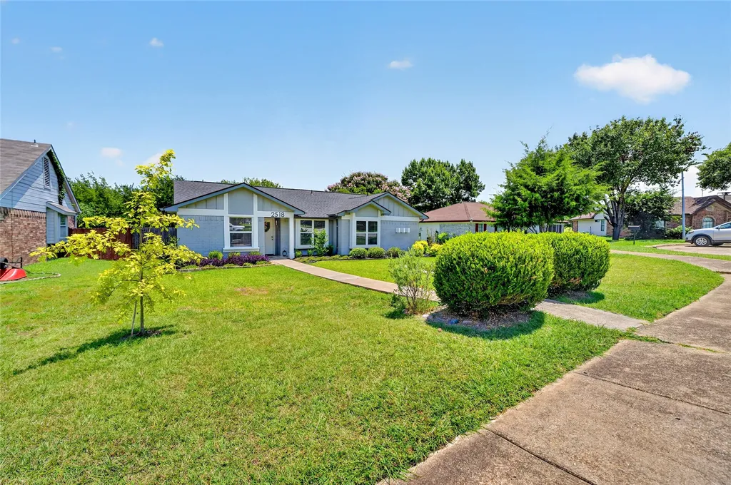 2518 Highdale Drive Garland TX 75041