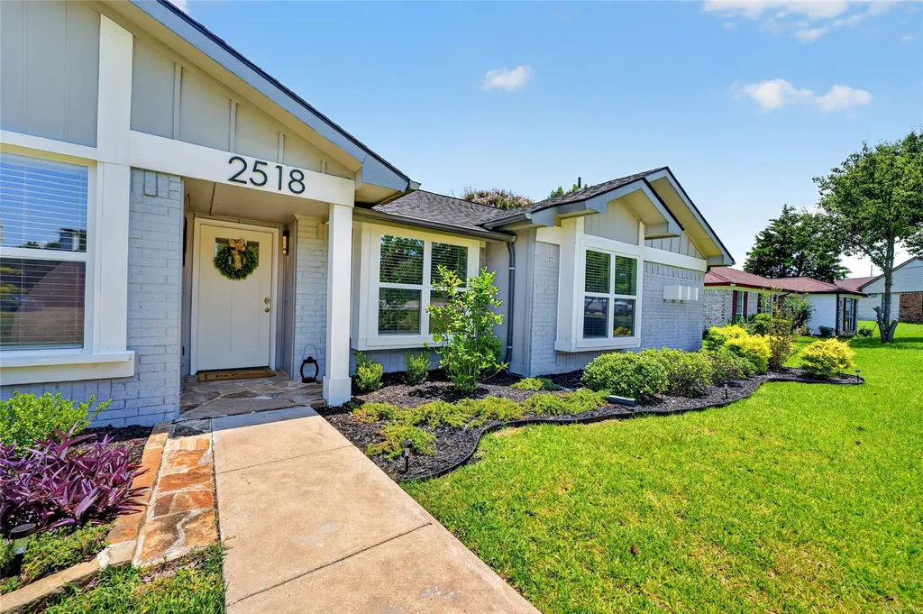 2518 Highdale Drive Garland TX 75041