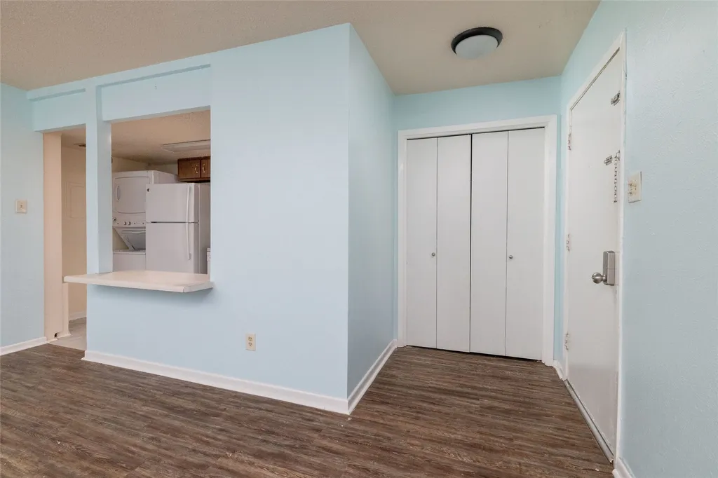 104 Harbor Drive Runaway Bay TX 76426