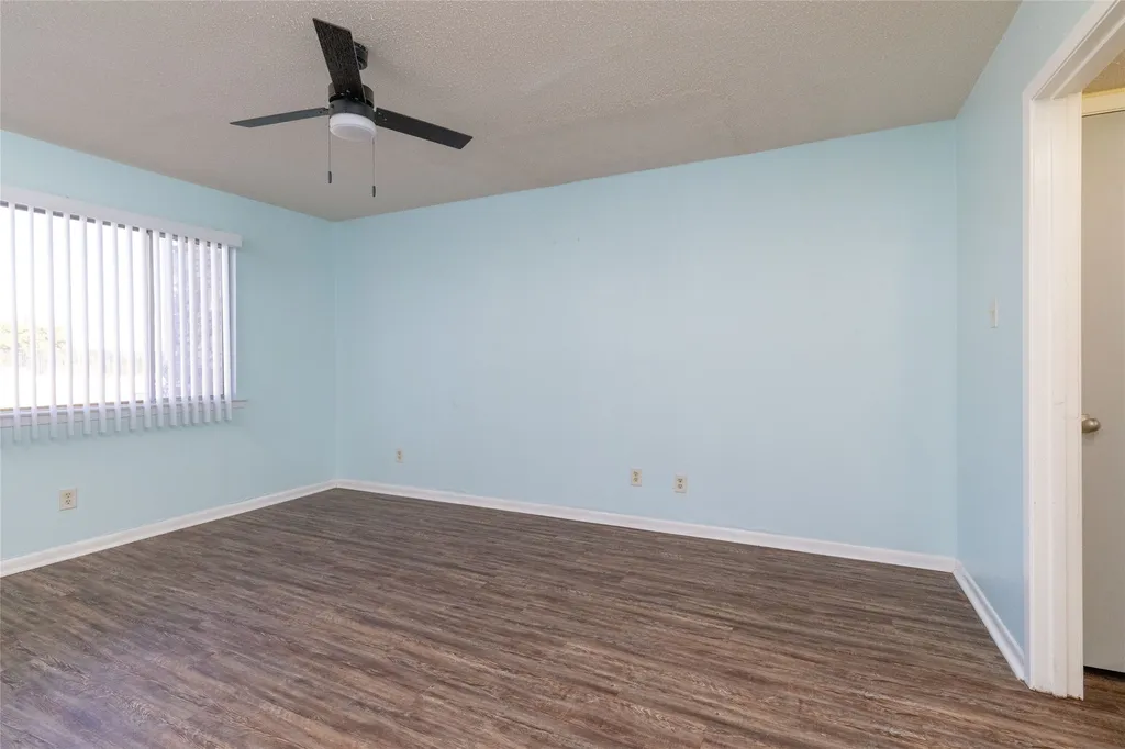 104 Harbor Drive Runaway Bay TX 76426