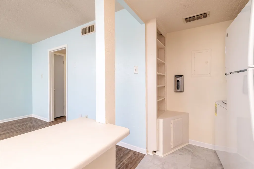 104 Harbor Drive Runaway Bay TX 76426