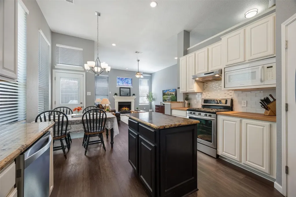 2616 Black Canyon Drive Mckinney TX 75072