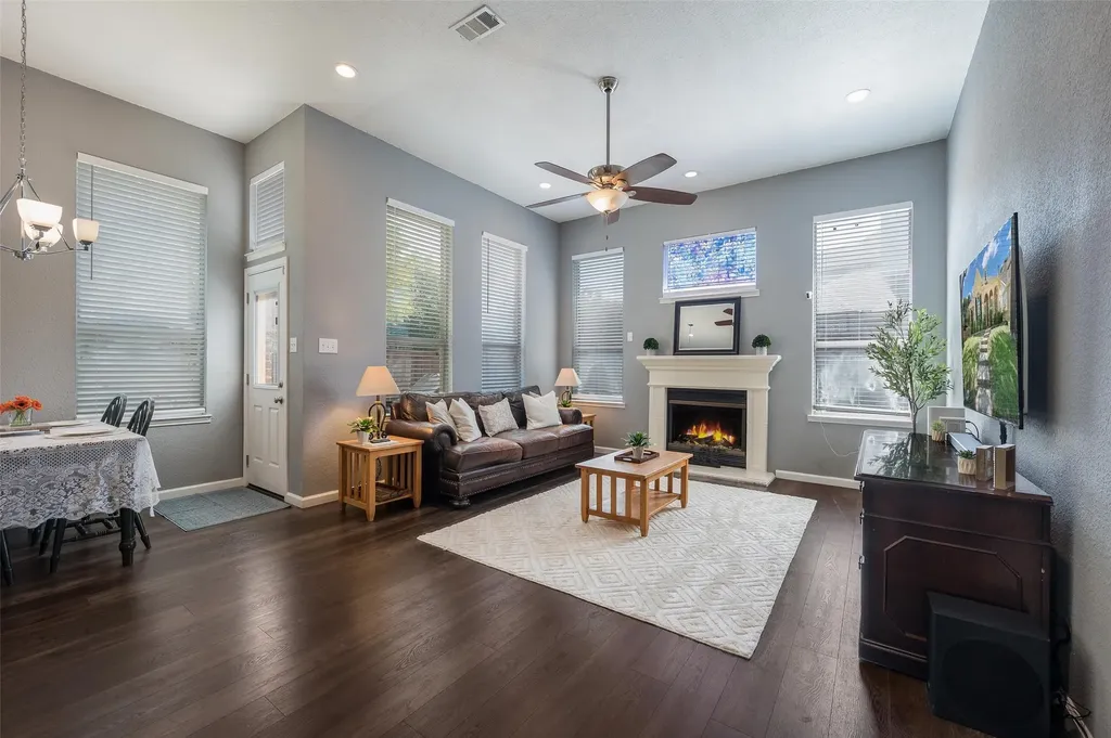 2616 Black Canyon Drive Mckinney TX 75072