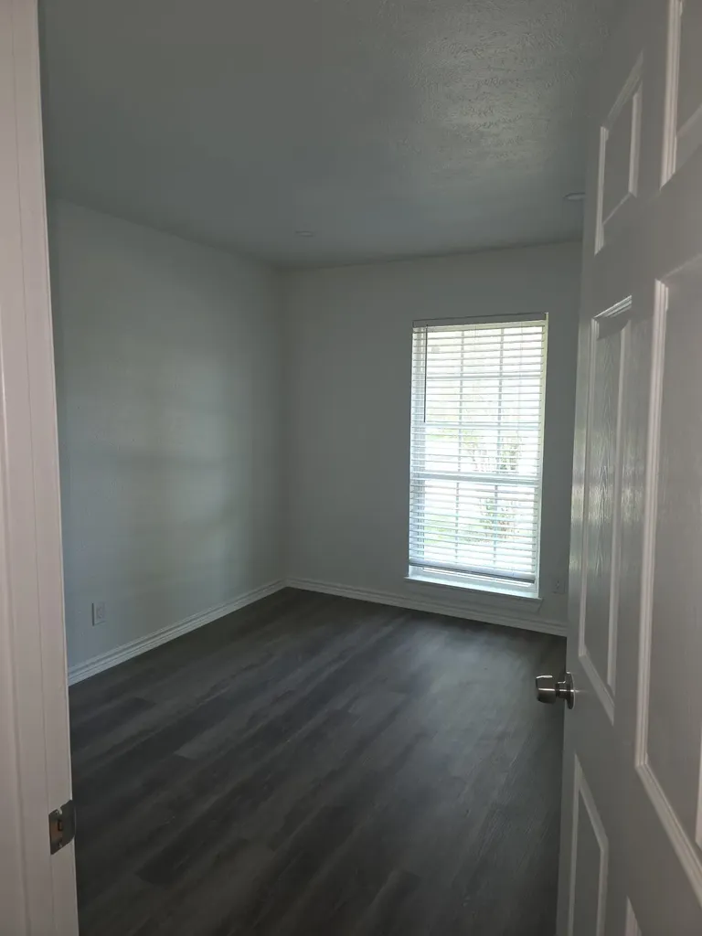 2505 Western Drive Garland TX 75042
