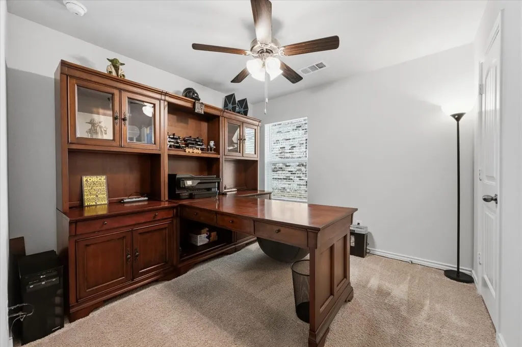 1709 Mark Lane Ennis TX 75119