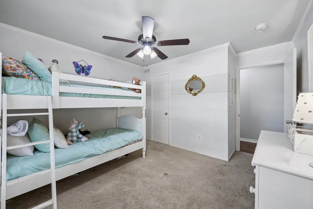 7745 La Cabeza Drive Dallas TX 75248