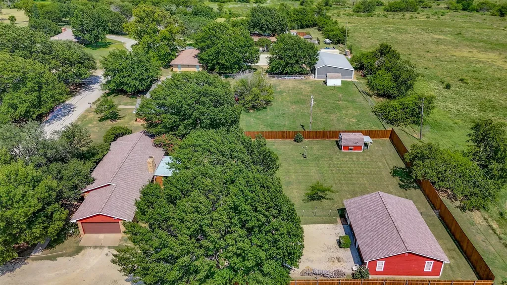 906 Clearview Street Krum TX 76249