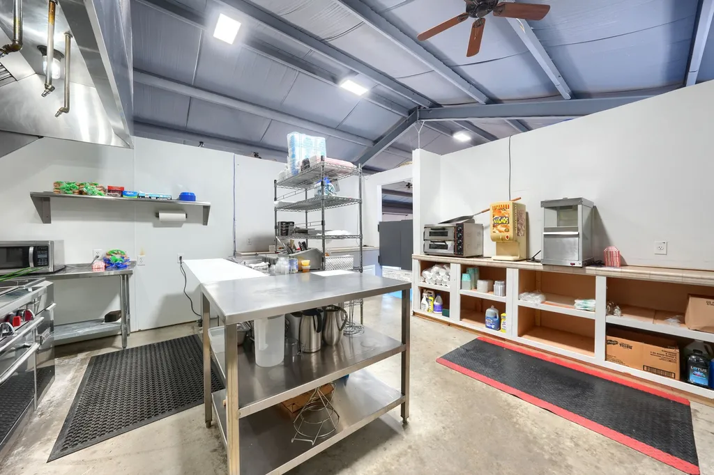 8806 Farm To Market 751 Quinlan TX 75474
