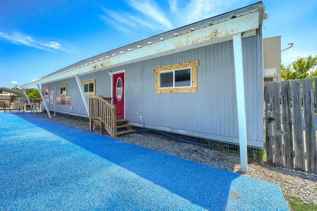 8806 Farm To Market 751 Quinlan TX 75474