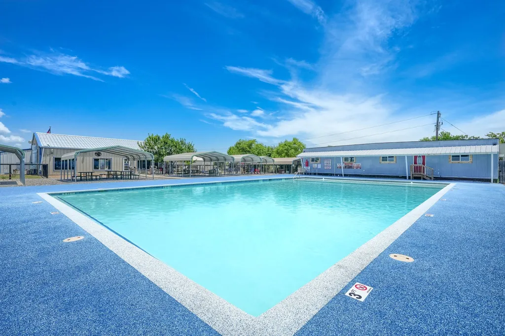 8806 Farm To Market 751 Quinlan TX 75474