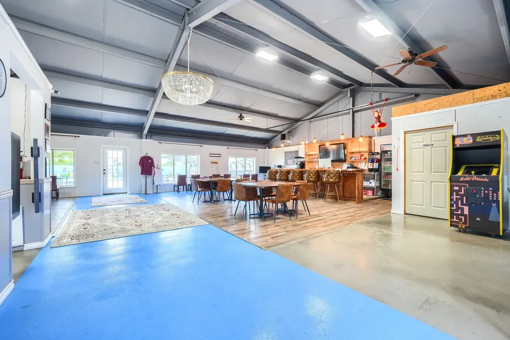 8806 Farm To Market 751 Quinlan TX 75474