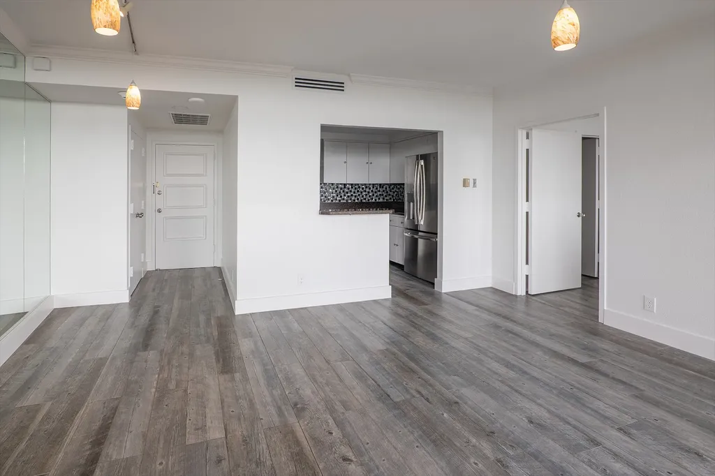 6211 W Northwest Highway Dallas TX 75225