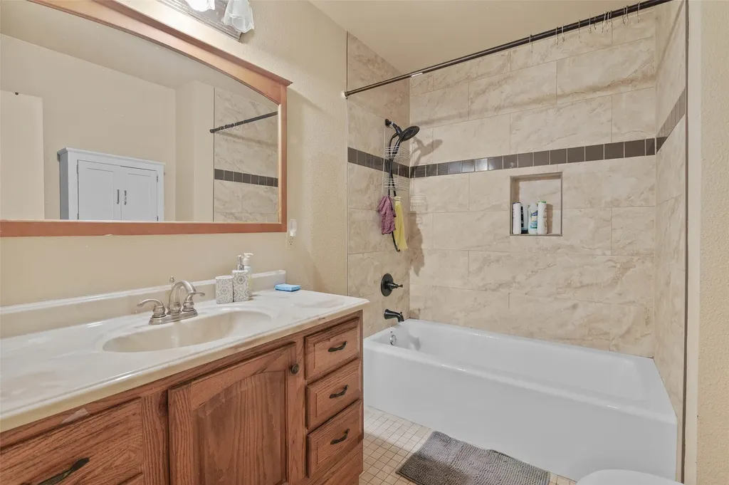 1604 Laurelwood Drive Denton TX 76209