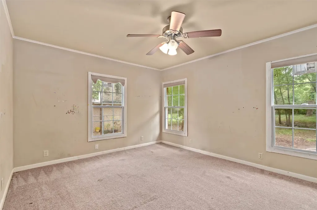 1604 Laurelwood Drive Denton TX 76209