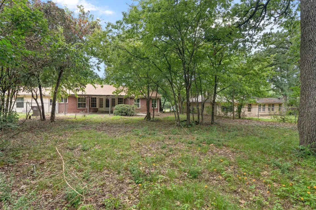 1604 Laurelwood Drive Denton TX 76209