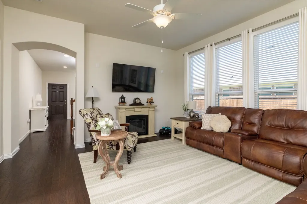2504 Wallingford Drive Mansfield TX 76084