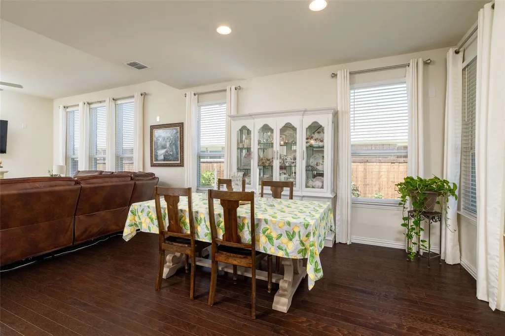 2504 Wallingford Drive Mansfield TX 76084