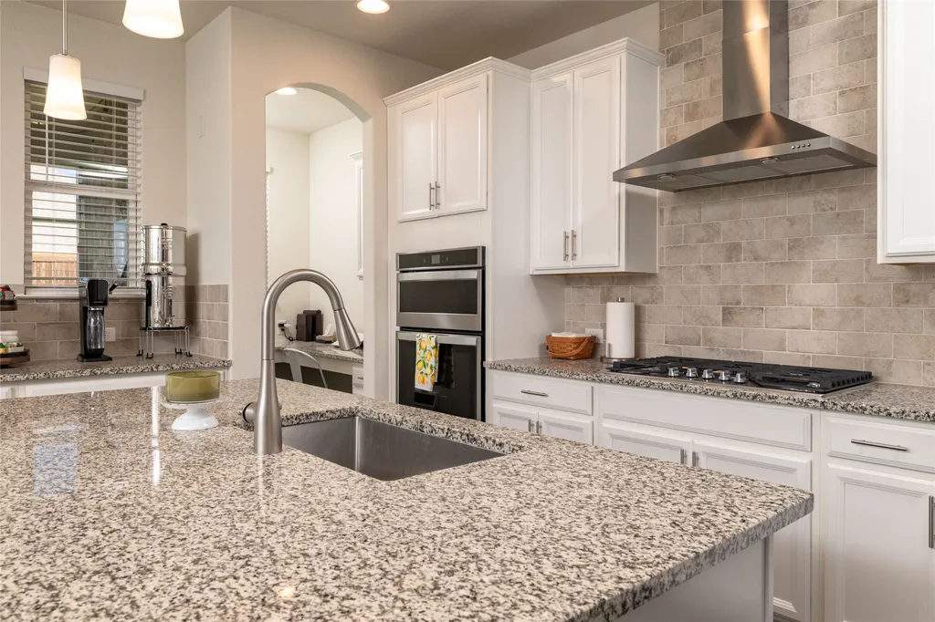 2504 Wallingford Drive Mansfield TX 76084