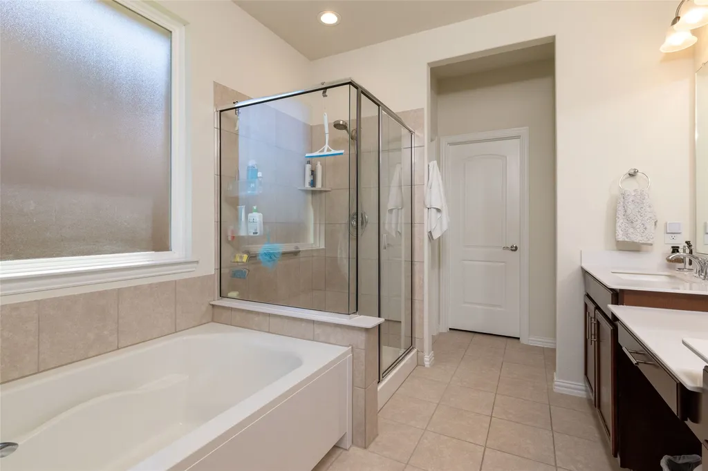 2504 Wallingford Drive Mansfield TX 76084