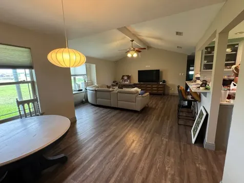 212 Golden Glow Street Victoria TX 77905