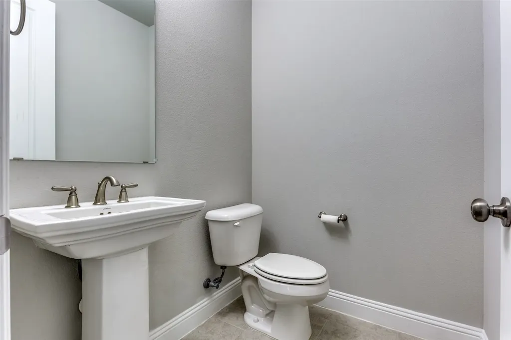 17620 Bottlebrush Drive Dallas TX 75252