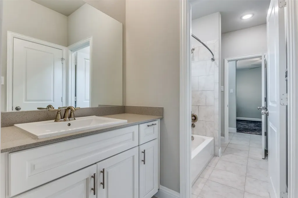 17620 Bottlebrush Drive Dallas TX 75252
