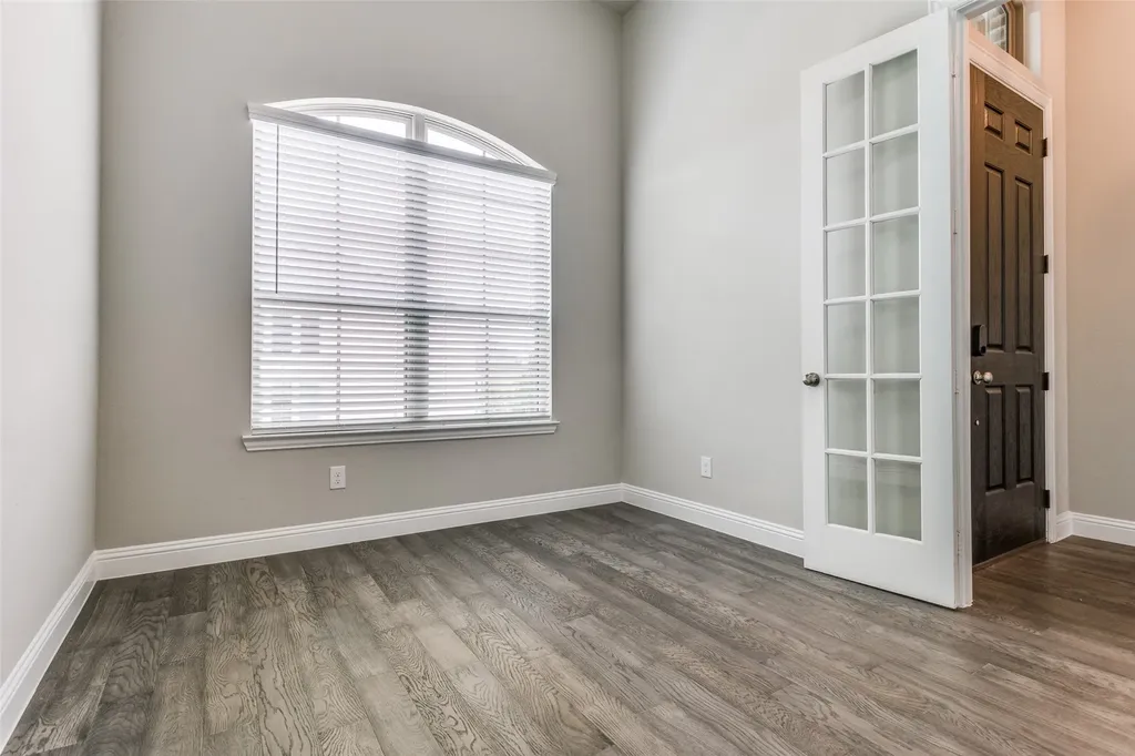 17620 Bottlebrush Drive Dallas TX 75252