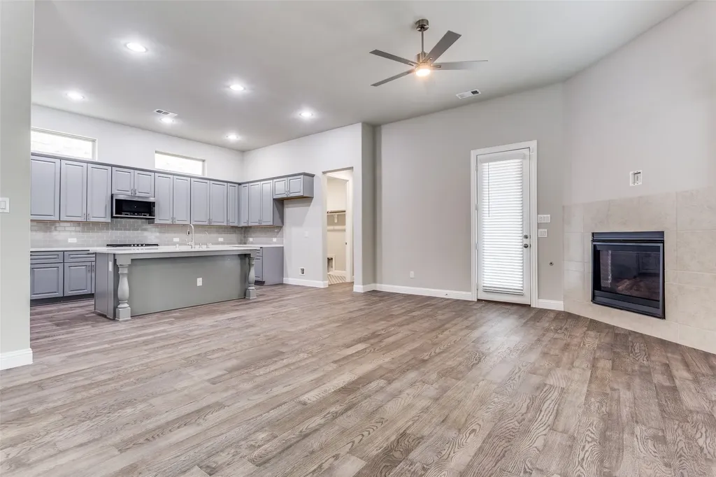 17620 Bottlebrush Drive Dallas TX 75252