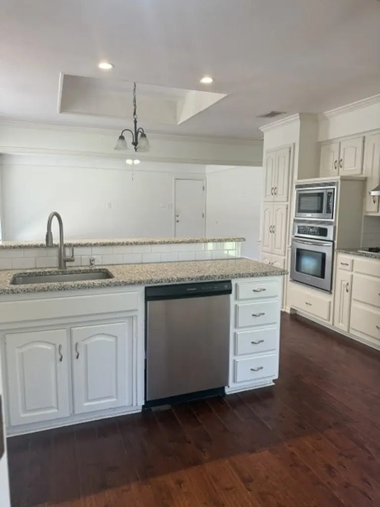 2907 Sweet Briar Street Grapevine TX 76051