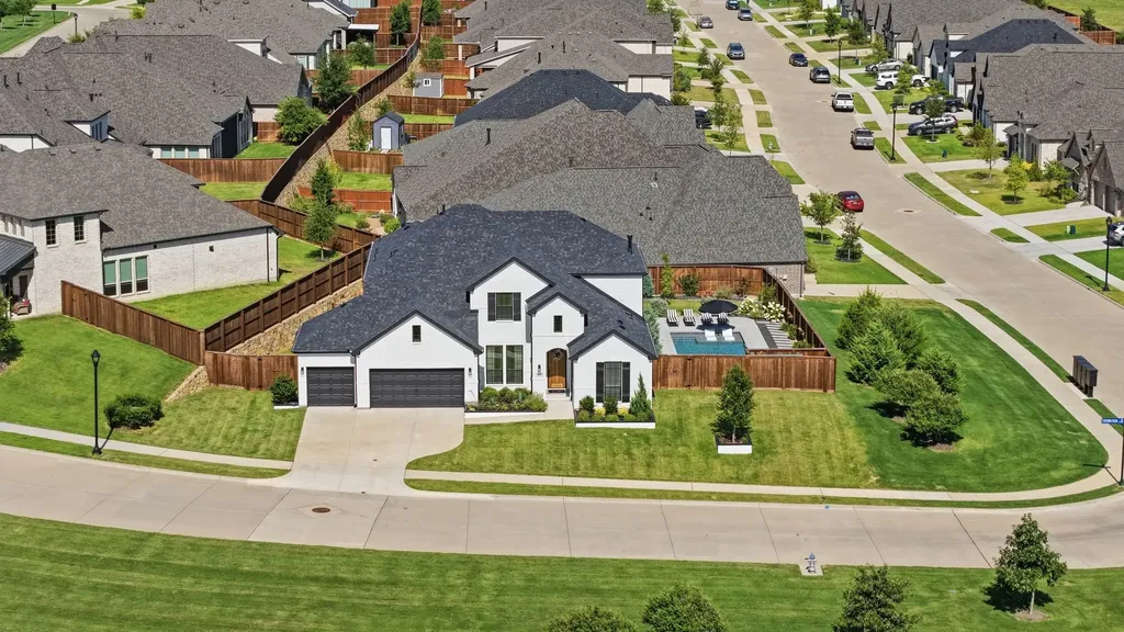 4202 Crown Run Road Midlothian TX 76065