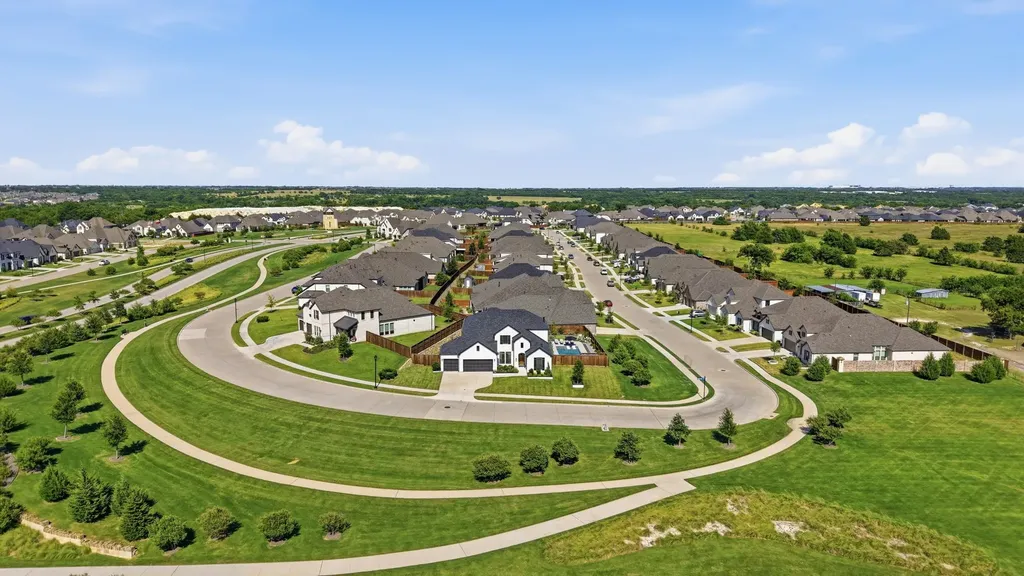 4202 Crown Run Road Midlothian TX 76065