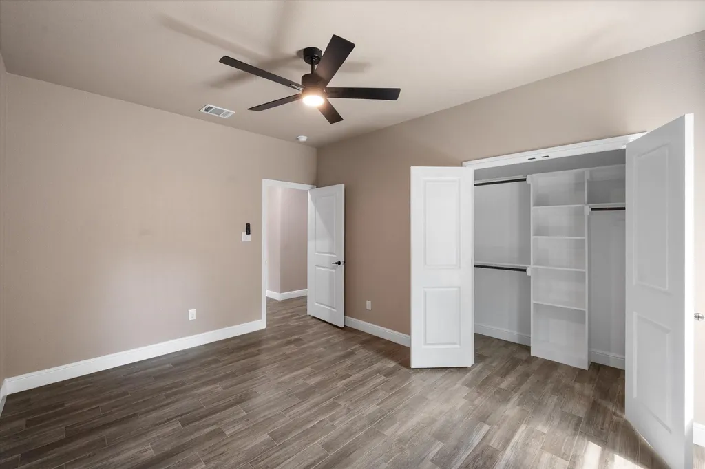 860 Fuller Avenue Cleburne TX 76031
