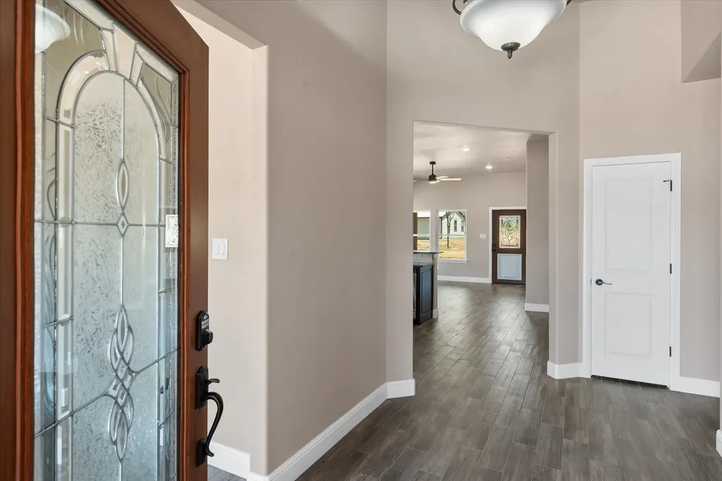 860 Fuller Avenue Cleburne TX 76031