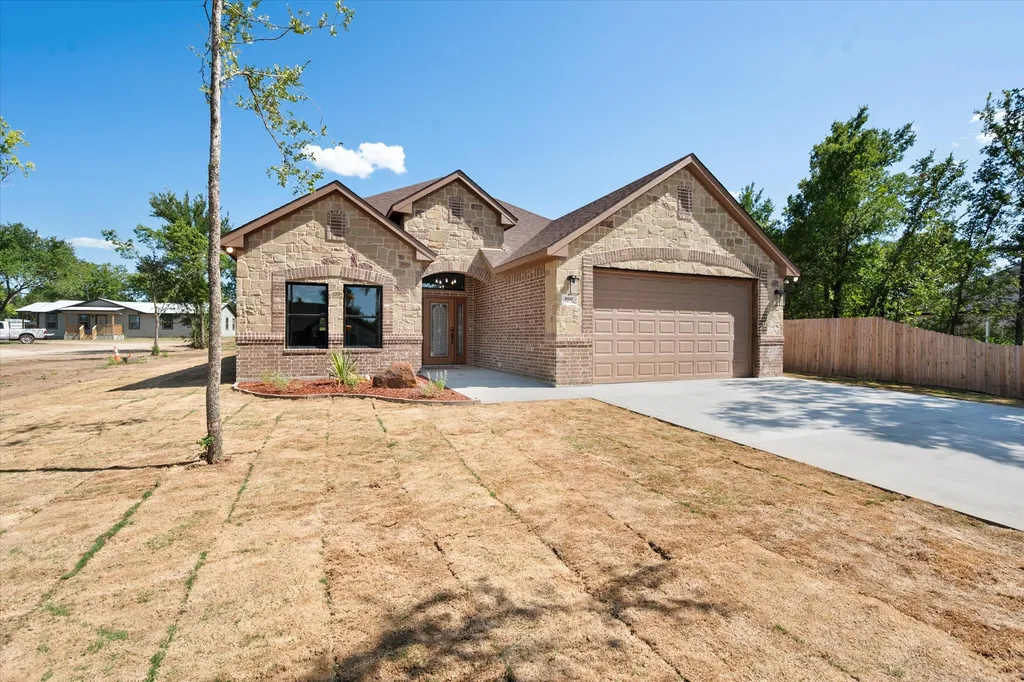 860 Fuller Avenue Cleburne TX 76031
